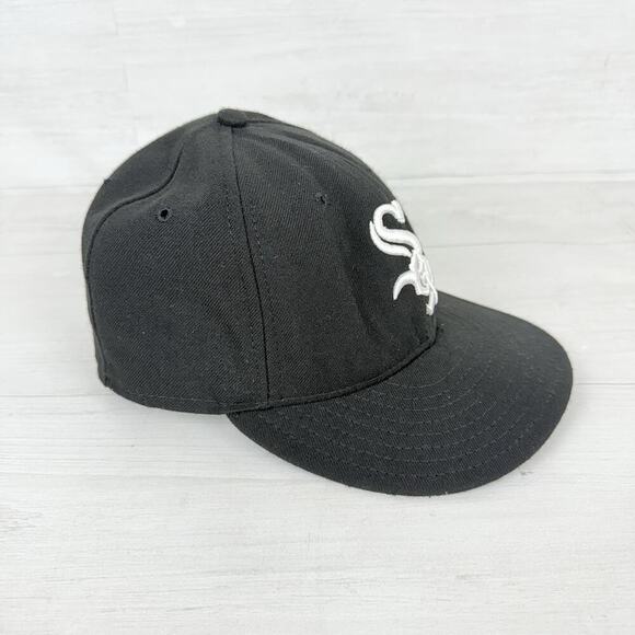 Chicago White Sox Hat Cap Fitted Mens 7 1/8 Black MLB Baseball New Era On Field - Picture 3 of 11